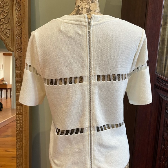 Open weave Knit Cropped - Picture 4 of 8